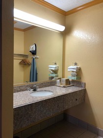Americas Best Value Inn Buda
