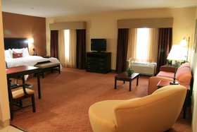 Hampton Inn & Suites Buda