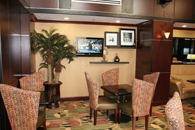 Hampton Inn & Suites Buda