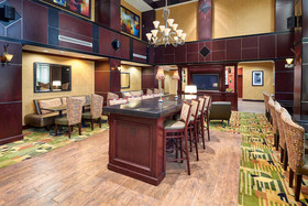 Hampton Inn & Suites Buda