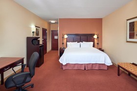 Hampton Inn & Suites Buda