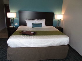 Ramada by Wyndham Burkburnett / Wichita Falls