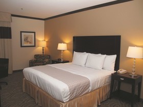 La Quinta Inn & Suites by Wyndham Burleson