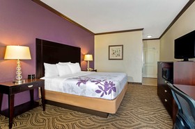 La Quinta Inn & Suites by Wyndham Burleson