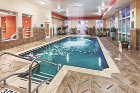La Quinta Inn & Suites by Wyndham Burleson