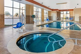 La Quinta Inn & Suites by Wyndham Burleson