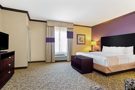 La Quinta Inn & Suites by Wyndham Burleson