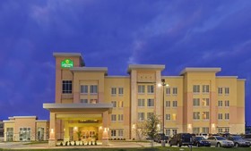 La Quinta Inn & Suites by Wyndham Burleson
