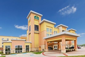La Quinta Inn & Suites by Wyndham Burleson