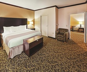 La Quinta Inn & Suites by Wyndham Burleson