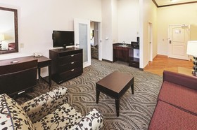 La Quinta Inn & Suites by Wyndham Burleson