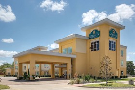 Motel 6 Joshua