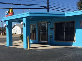 Sundown Inn