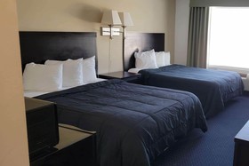 FairBridge Inn & Suites Canadian