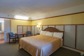 Oriental Hotel