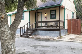Canyon Lake Cabins