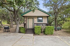 Canyon Lake Cabins