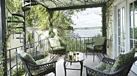 The Lakehouse Bed and Breakfast