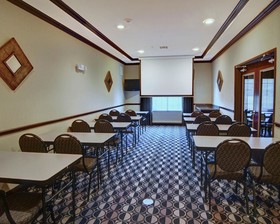 Best Western Carthage Inn & Suites