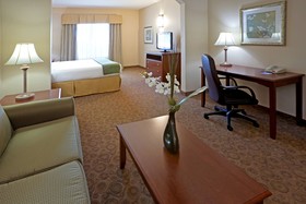 Holiday Inn Express & Suites Dallas Southwest-Cedar Hill, an IHG Hotel