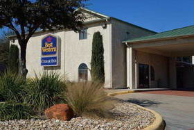 Best Western Cedar Inn