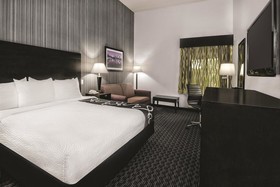 La Quinta Inn & Suites by Wyndham Austin - Cedar Park