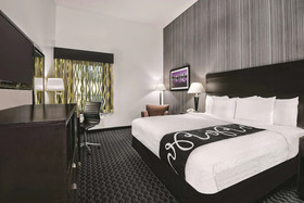 La Quinta Inn & Suites by Wyndham Austin - Cedar Park
