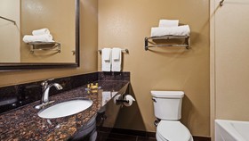 Best Western Plus Classic Inn & Suites