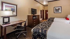 Best Western Plus Classic Inn & Suites