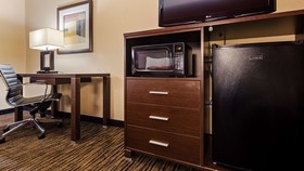 Best Western Plus Classic Inn & Suites