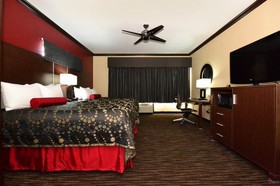 Best Western Plus Classic Inn & Suites