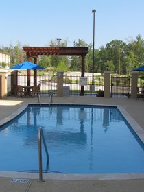 Hampton Inn & Suites Center
