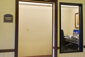 Holiday Inn Express Hotel & Suites Center