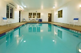 Holiday Inn Express Hotel & Suites Childress