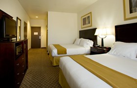 Holiday Inn Express Hotel & Suites Childress