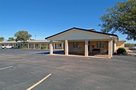 Lone Star Inn