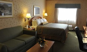 Best Western Plus Red River Inn