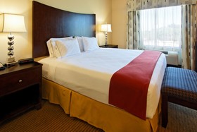 Holiday Inn Express Cleburne