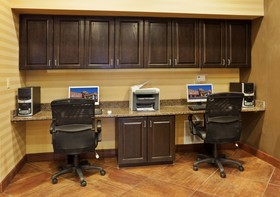 Holiday Inn Express Cleburne
