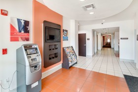Motel 6 Cleburne