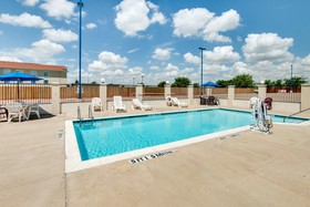 Motel 6 Cleburne
