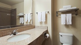 Best Western Cleveland Inn & Suites