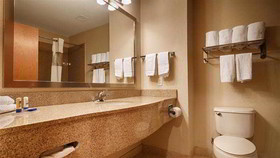 Best Western Cleveland Inn & Suites