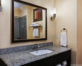 Holiday Inn Express & Suites Cleveland