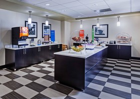 Hampton Inn & Suites Lake Jackson-Clute