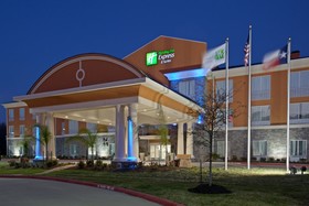 Holiday Inn Express & Suites Clute - Lake Jackson