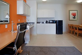 Holiday Inn Express & Suites Clute - Lake Jackson