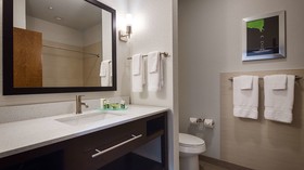 Best Western Plus College Station Inn & Suites