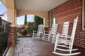 Country Inn & Suites by Radisson, College Station, TX