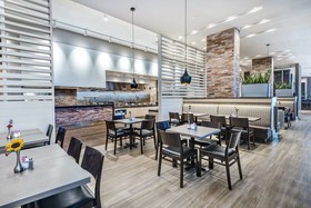 Embassy Suites By Hilton College Station